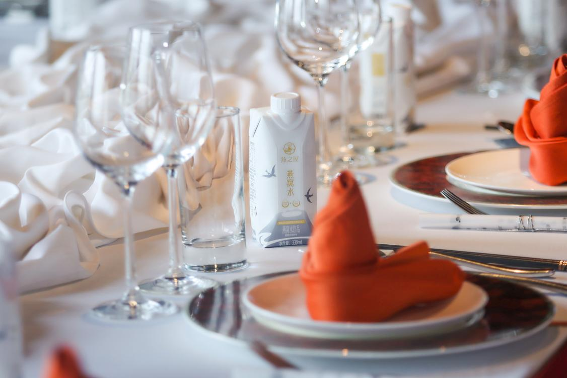 燕窩肽，鮮活態(tài)——燕之屋·燕窩肽天然蘇打水全新上市